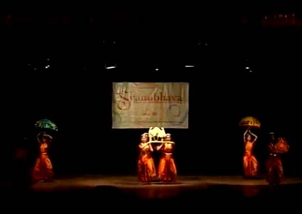 Krishnakumari Narendran Students at Svanubhava 2009